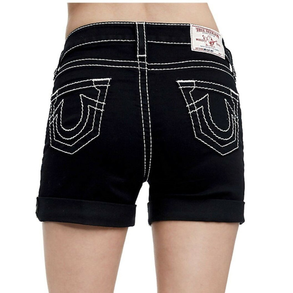 True Religion Women's Mid Roll Up Big T Shorts in Black Body Rinse - Picture 1 of 4